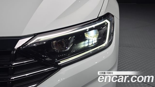 Volkswagen Jetta (VII) 1.4 TSI Premium 2020 — фото 22