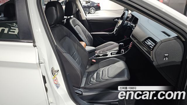 Volkswagen Jetta (VII) 1.4 TSI Premium 2020 — фото 26