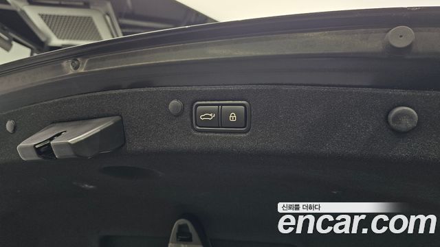 Hyundai Grandeur (IG) 2.5 Premium Choice 2021 — фото 20