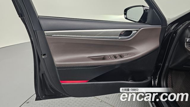 Hyundai Grandeur (IG) 2.5 Premium Choice 2021 — фото 24