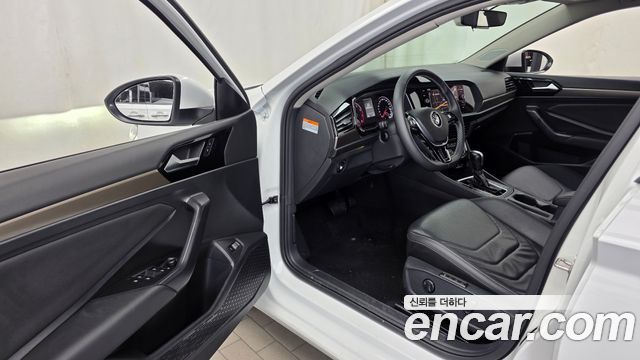 Volkswagen Jetta (VII) 1.4 TSI Premium 2021 — фото 10