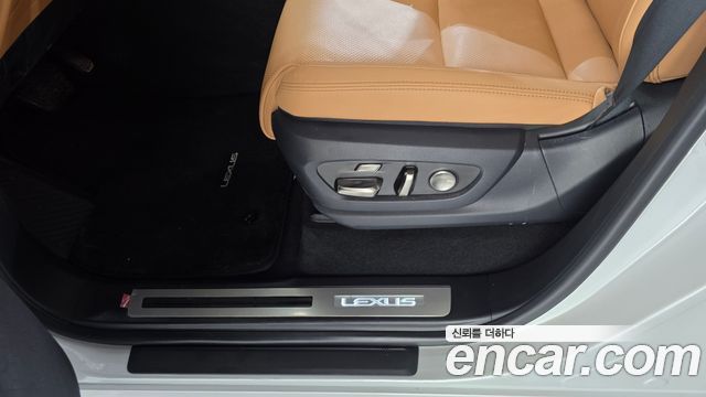 Lexus LX (IV) 700h Luxury 2025 — фото 30