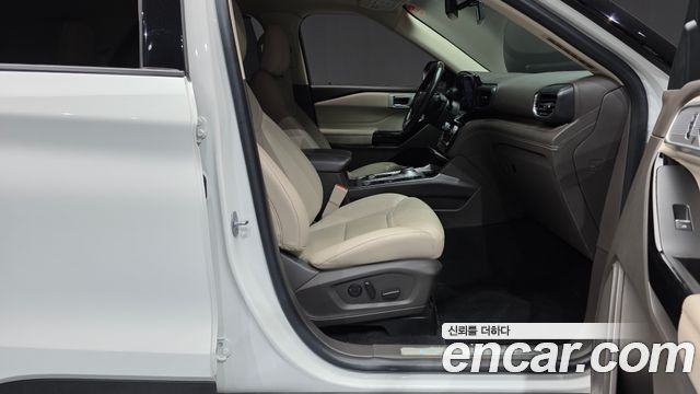 Ford Explorer (VI) 3.0 Platinum 4WD 2021 — фото 11