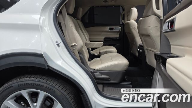 Ford Explorer (VI) 3.0 Platinum 4WD 2021 — фото 12