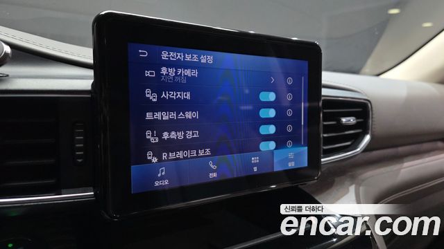 Ford Explorer (VI) 3.0 Platinum 4WD 2021 — фото 16