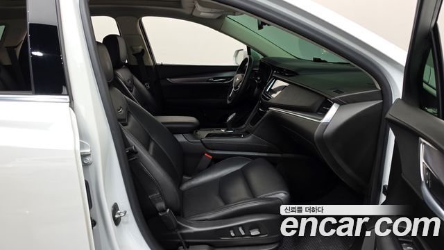 Cadillac XT5 3.6 Premium Plus AWD 2018 — фото 26