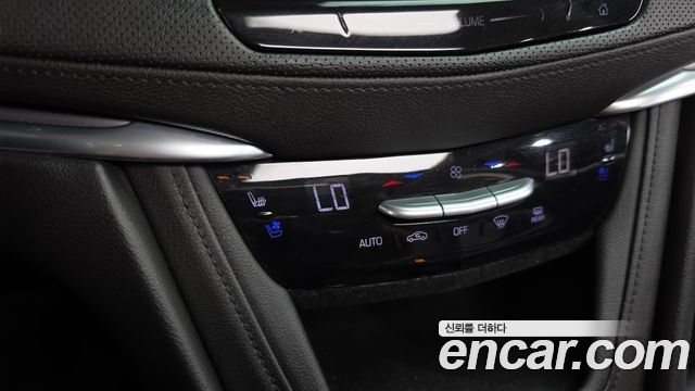 Cadillac XT5 3.6 Premium Plus AWD 2018 — фото 33