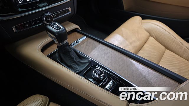 Volvo S90 D4 Inscription 2018 — фото 9