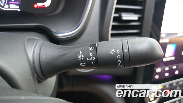 Renault Korea SM6 2.0 LPe Feel 2023 — фото 20