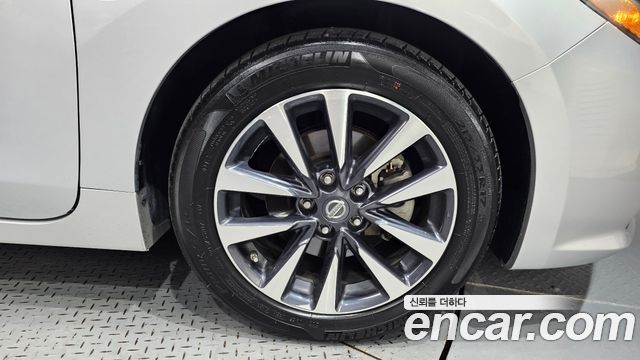Nissan Altima 2.5 Smart L33 2017 — фото 5