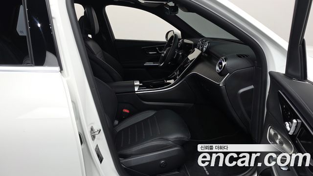 Mercedes-Benz GLC-Class (X254) GLC300 4MATIC AMG Line 2025 — фото 15
