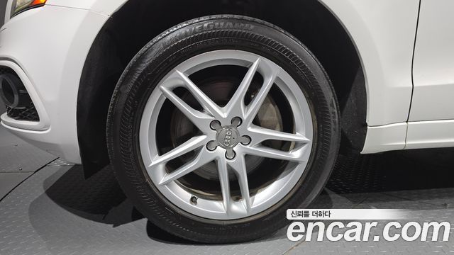 Audi Q5 3.0 TFSI Quattro 8R 2017 — фото 5
