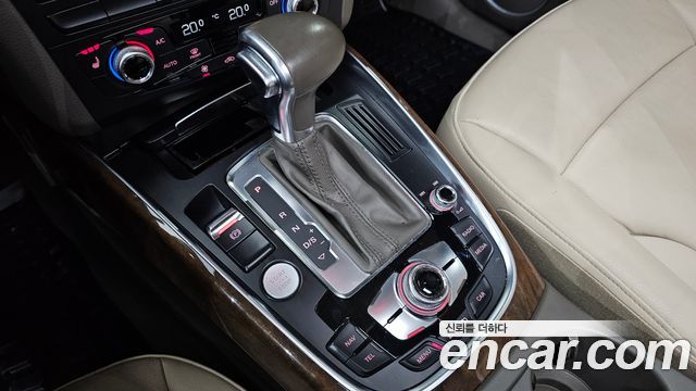 Audi Q5 3.0 TFSI Quattro 8R 2017 — фото 9