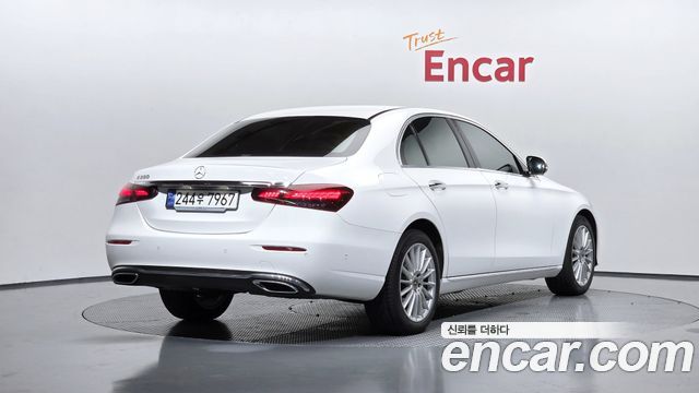 Mercedes-Benz E-Class (W213) E250 Exclusive 2023 — фото 2