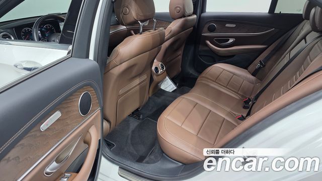 Mercedes-Benz E-Class (W213) E250 Exclusive 2023 — фото 12