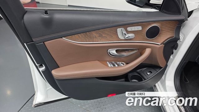 Mercedes-Benz E-Class (W213) E250 Exclusive 2023 — фото 24