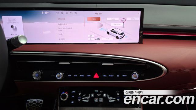 Genesis GV70 2.5T Gasoline 2WD 2025 — фото 12