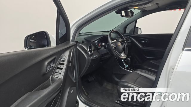 Chevrolet Trax 1.4 Premier 2019 — фото 10