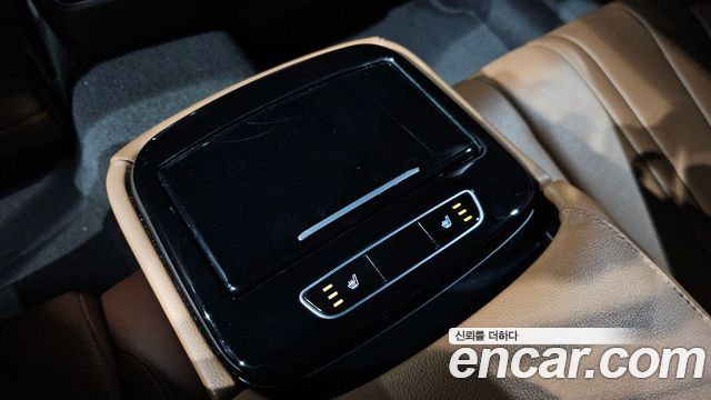 Genesis G80 (RG3) Gasoline 3.5 Turbo AWD 2023 — фото 18