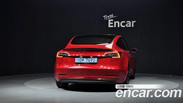 Tesla Model 3 Standard Range Plue RWD 2021 — фото 4