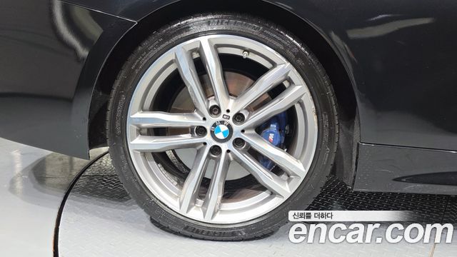 BMW 4 Series (F32) 430i M Sport Convertible 2020 — фото 5