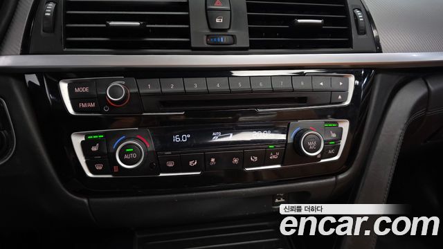 BMW 4 Series (F32) 430i M Sport Convertible 2020 — фото 31