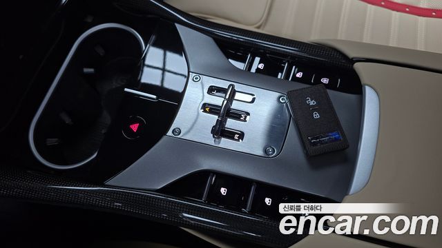 Ferrari Purosangue 6.5 V12 2026 — фото 9