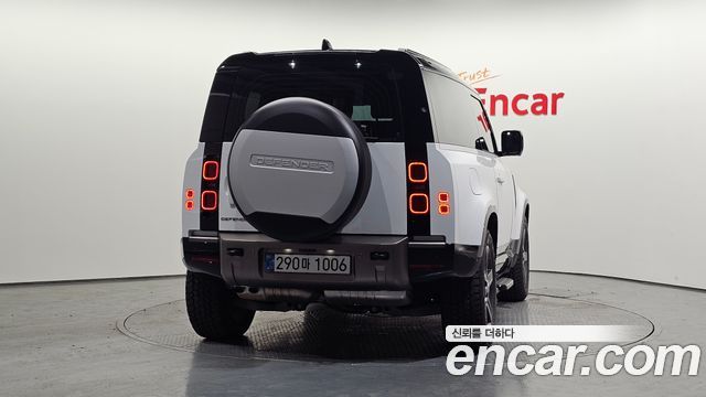 Land Rover Defender (L663) 90 D250 X-Dynamic SE 2025 — фото 4