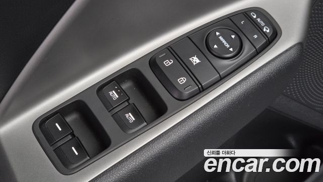 Kia Niro Plus Air 2024 — фото 28
