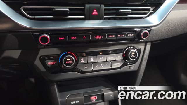 Kia Niro Plus Air 2024 — фото 32