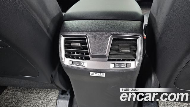 KG Mobility (SsangYong) Musso Sport Khan (Q261) Diesel 2.2 4WD Prestige 2025 — фото 18