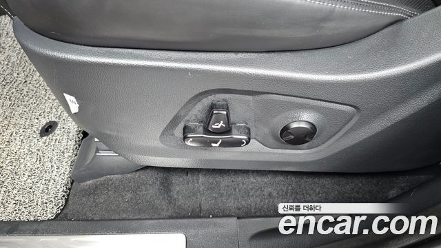 KG Mobility (SsangYong) Musso Sport Khan (Q261) Diesel 2.2 4WD Prestige 2025 — фото 31