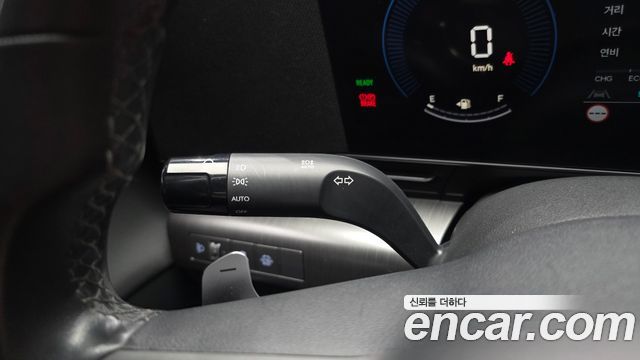 Hyundai Kona Hybrid (SX2) Premium 2023 — фото 17