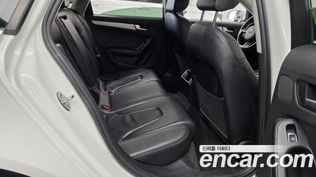 Audi A4 30 TDI Dynamic B8 2015 — фото 12