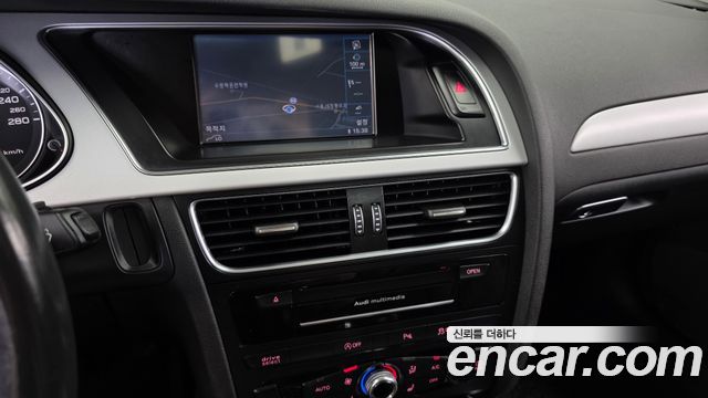 Audi A4 30 TDI Dynamic B8 2015 — фото 14