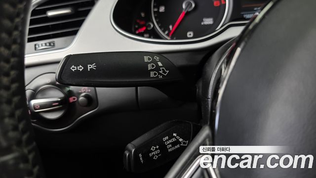 Audi A4 30 TDI Dynamic B8 2015 — фото 19