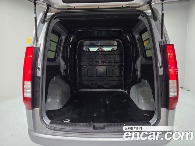 Hyundai Staria Cargo 5-Seater Modern 2022 — фото 20