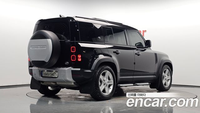 Land Rover Defender (L663) 110 D240 SE 2020 — фото 2
