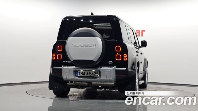 Land Rover Defender (L663) 110 D240 SE 2020 — фото 4