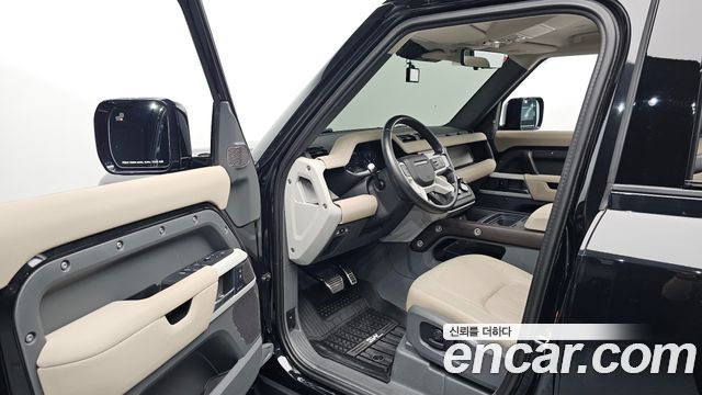 Land Rover Defender (L663) 110 D240 SE 2020 — фото 10
