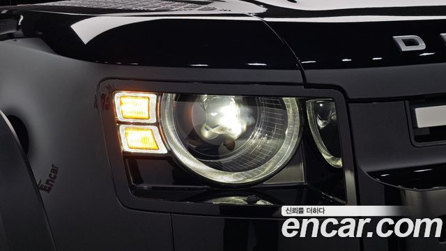 Land Rover Defender (L663) 110 D240 SE 2020 — фото 22