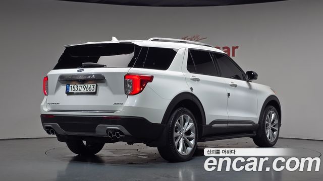 Ford Explorer (VI) 3.0 Platinum 4WD 2021 — фото 2