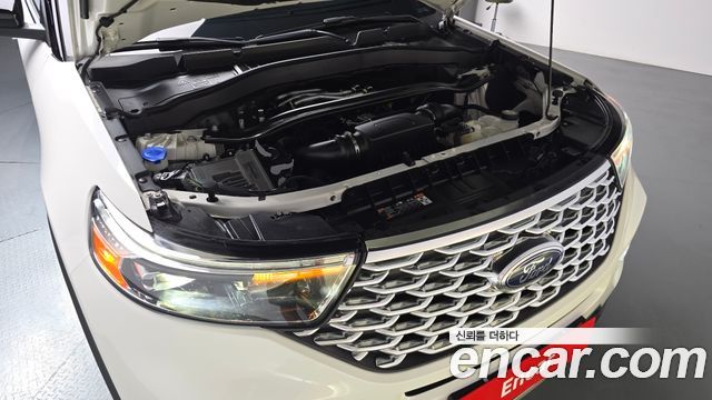 Ford Explorer (VI) 3.0 Platinum 4WD 2021 — фото 6