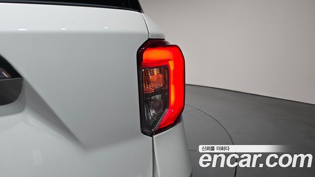 Ford Explorer (VI) 3.0 Platinum 4WD 2021 — фото 23