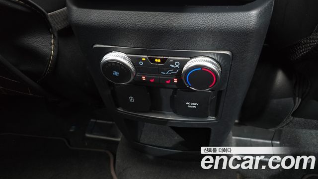 Ford Explorer (VI) 3.0 Platinum 4WD 2021 — фото 33