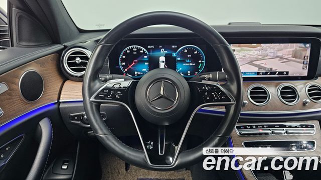 Mercedes-Benz E-Class (W213) E220d 4MATIC Exclusive 2021 — фото 13
