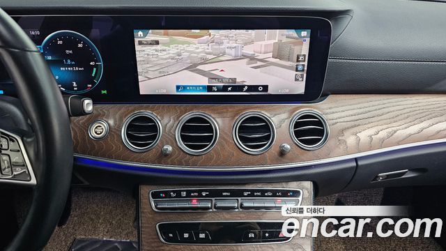 Mercedes-Benz E-Class (W213) E220d 4MATIC Exclusive 2021 — фото 15