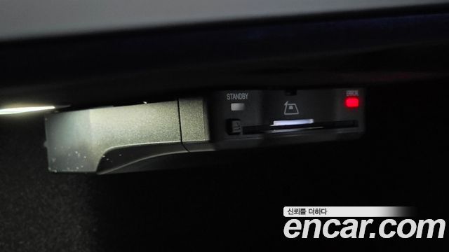 Mercedes-Benz E-Class (W214) E200 Avantgarde 2025 — фото 12