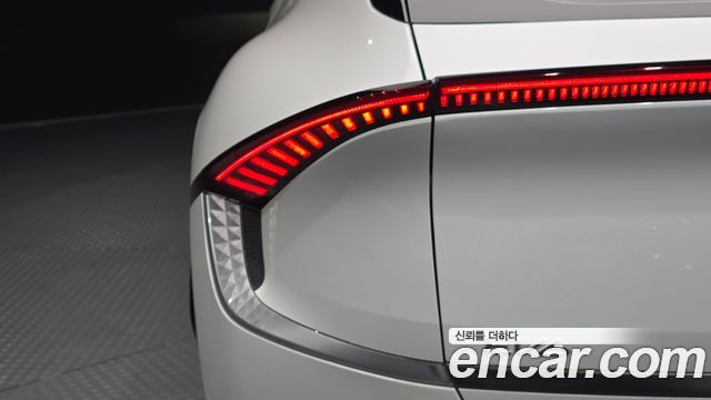 Kia EV6 Long Range Earth 2022 — фото 23