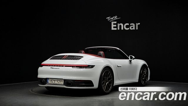 Porsche 911 (992) Carrera 4 Cabriolet 2021 — фото 2